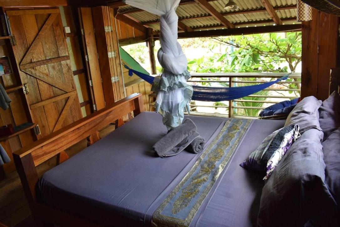 Beach House Cambodia Đảo Koh Rong Samloem Ngoại thất bức ảnh